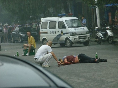 刺杀民警，对法律的践踏与道德的底线